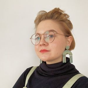 Meet your Posher, Hannah